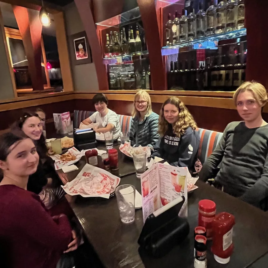 Dinner at the Wenatchee Red Robin - March 10, 2023