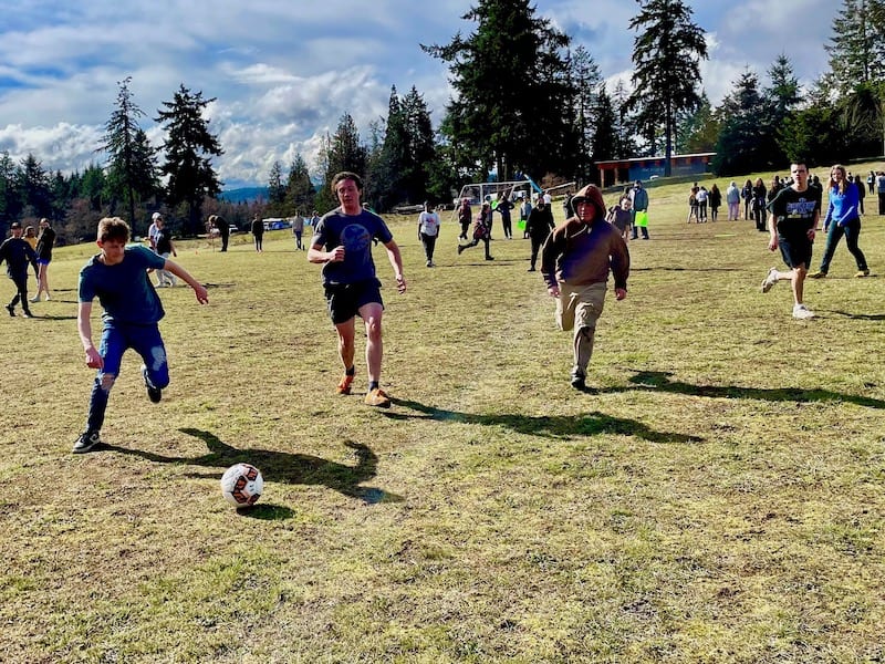 Advisory Soccer matches organized by Upper School students - March 2023