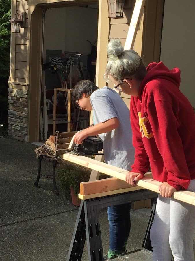 Students building a set for a WSA theatre production